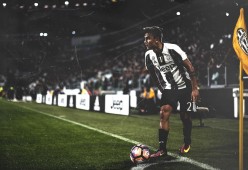 J联赛收官：川崎前锋输球丢冠 横滨水手末轮大胜完成逆转