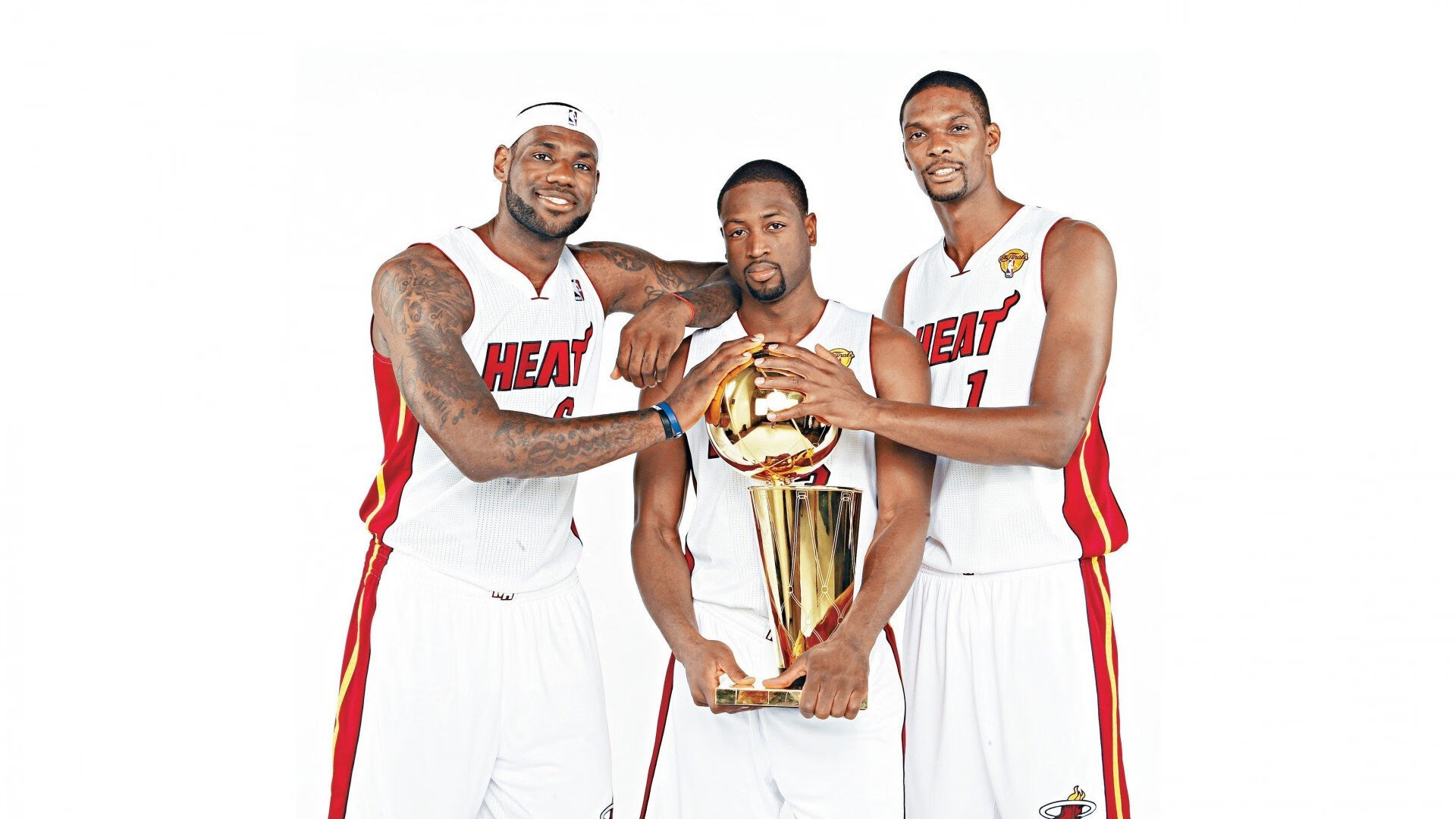 公开水域游泳世界杯阿布扎比站 高温与海流共同考验选手